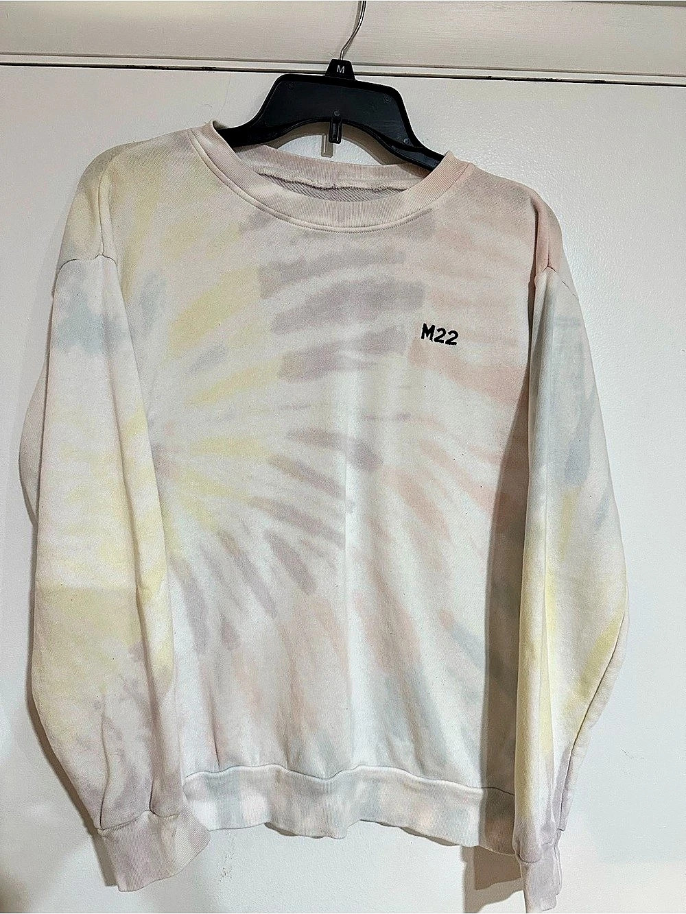 M22 Tie-Dye Crewneck Sweatshirt Size Large